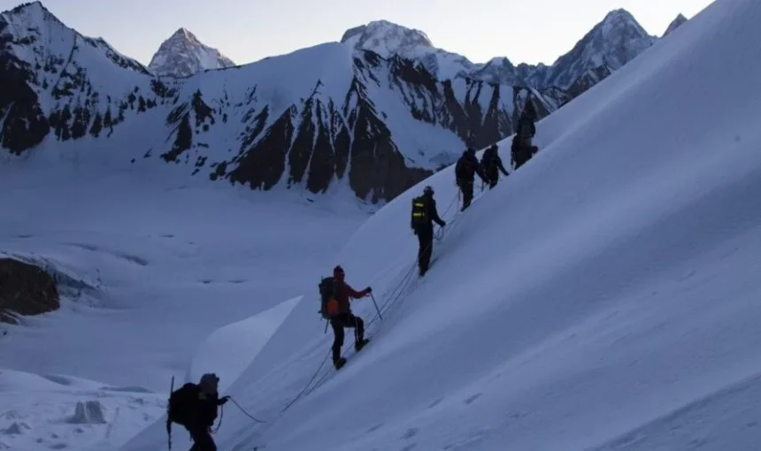 Gondogoro La Pass Trek – The Complete Guide